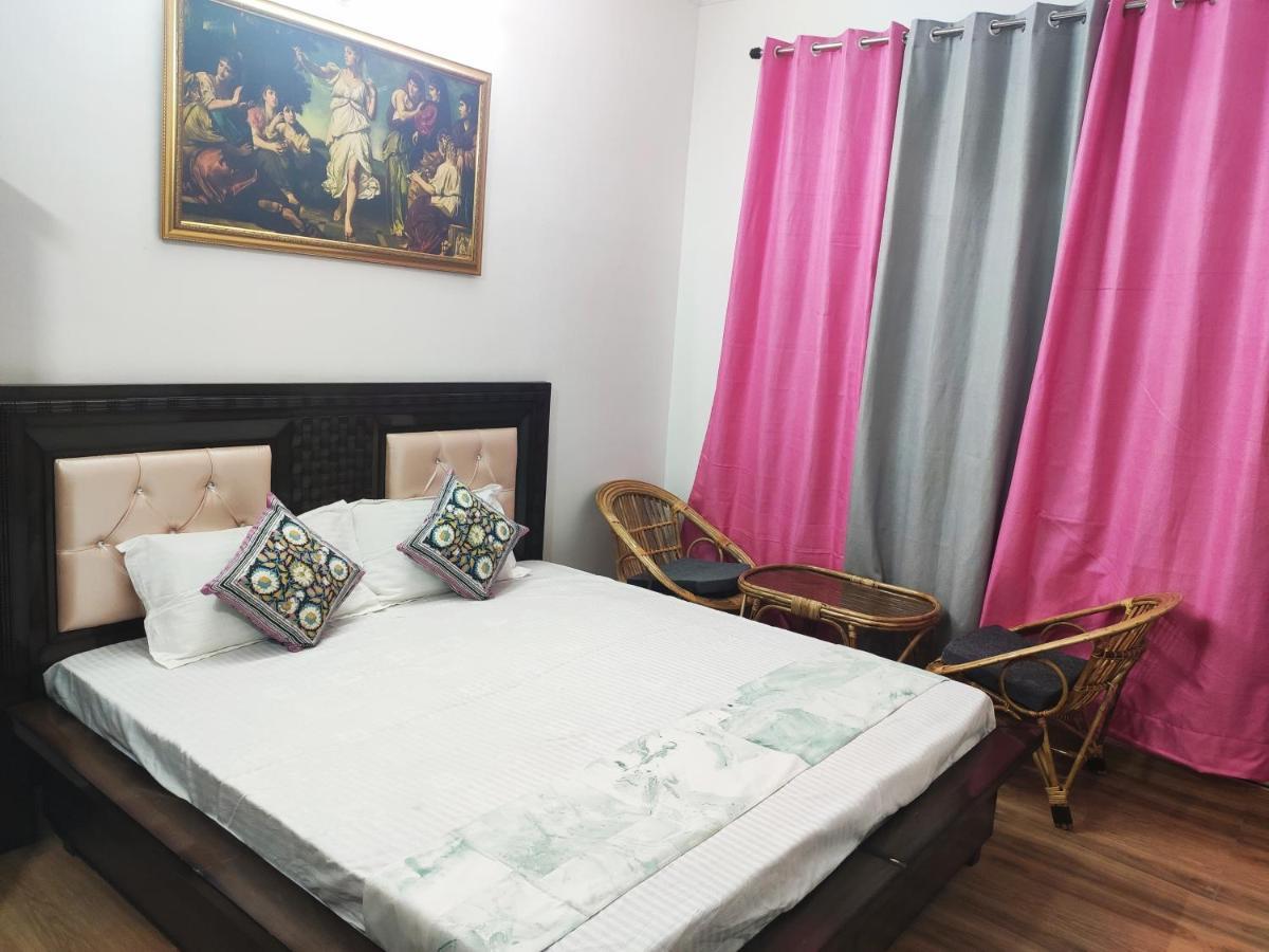 Bed and Breakfast The Asgard Касаулі Екстер'єр фото